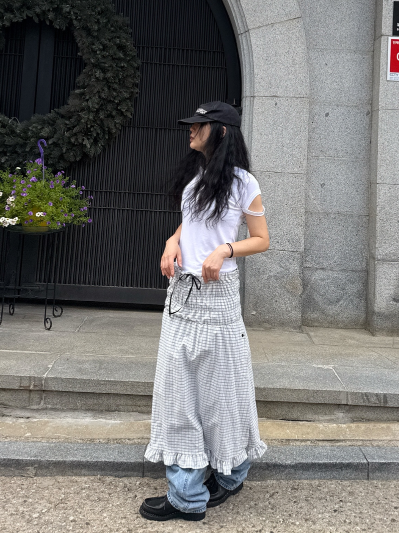washing regular fit denim pants