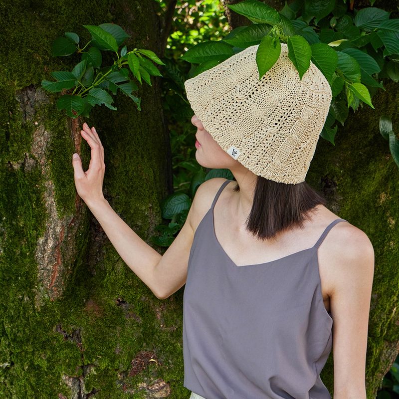 VZ Label Cable Knit Bucket Hat / Beige