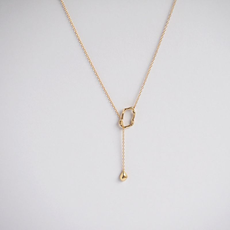 Cloe Necklace
