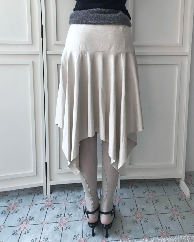 brondy matte suede asymmetric sk