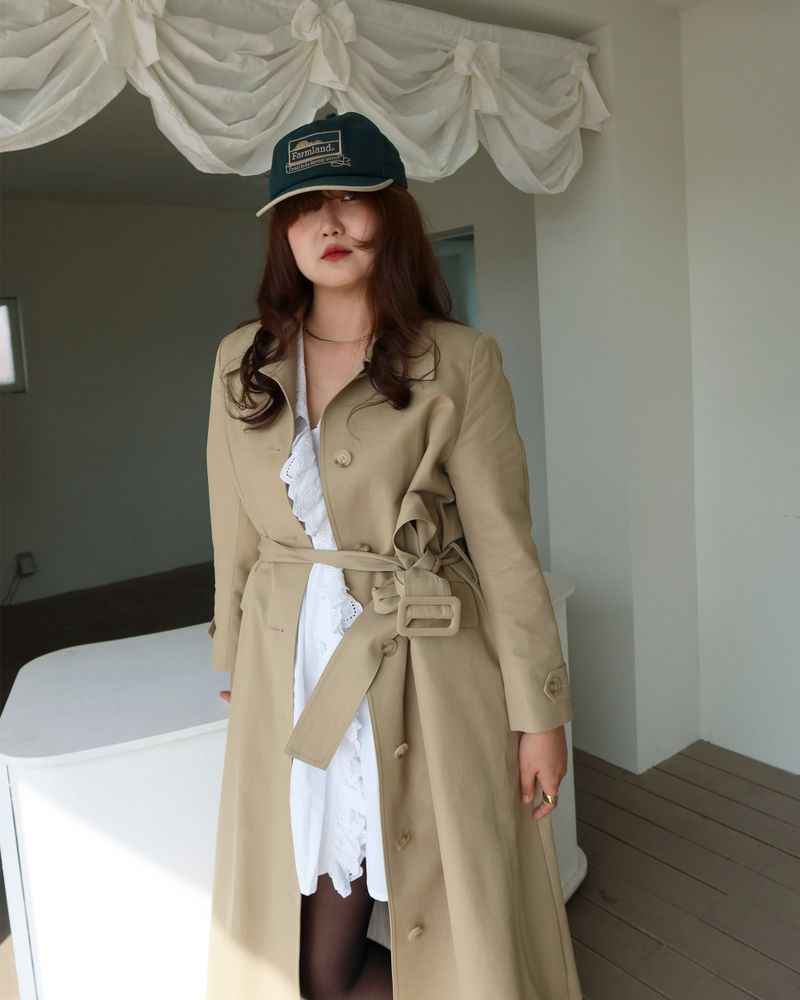 Shirring trench coat camel