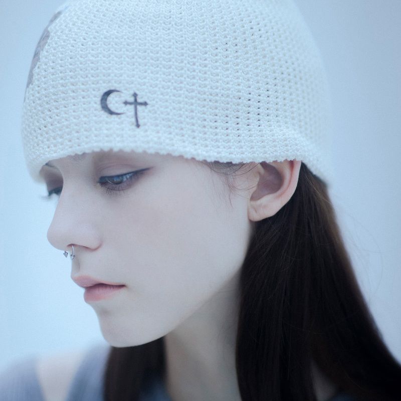 1 4 hold me beanie - IVORY