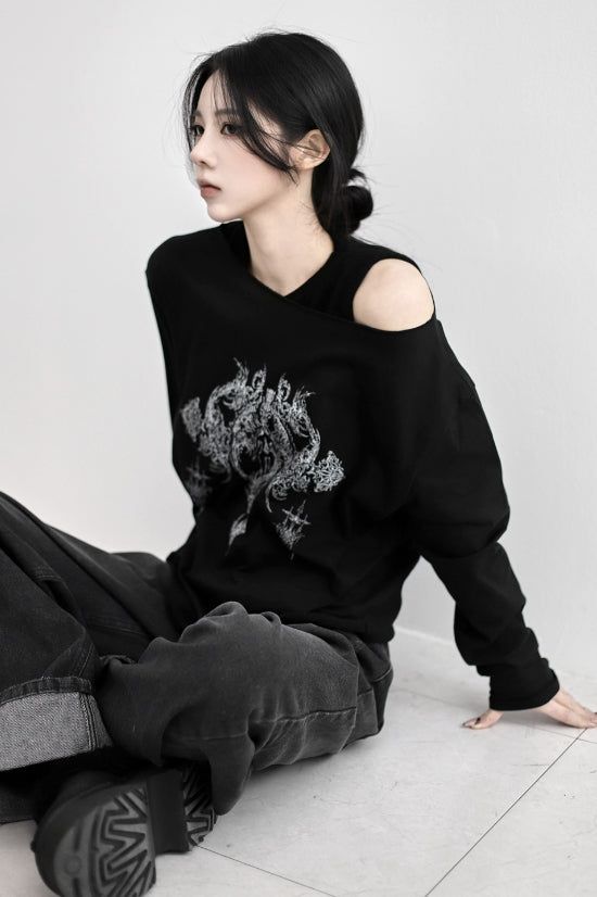 EEUN(イウン)の「Tattoo Over Long Sleeve(Tops)」
