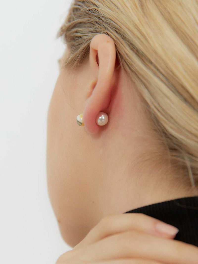 2021 PANTONE stratum pearl earring (YG)