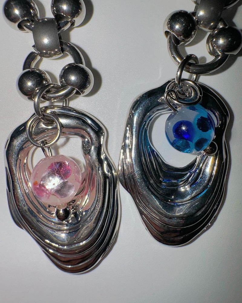 Underrated gem Keychain (2color)