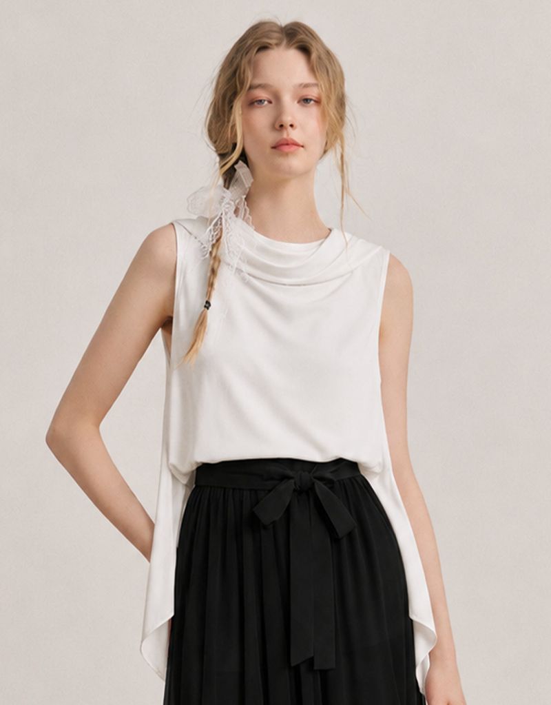 TWEEDY-A（ツウィーディア）の「Aveline Cowl Neck Drape Sleeveless Blouse White（Tops）」