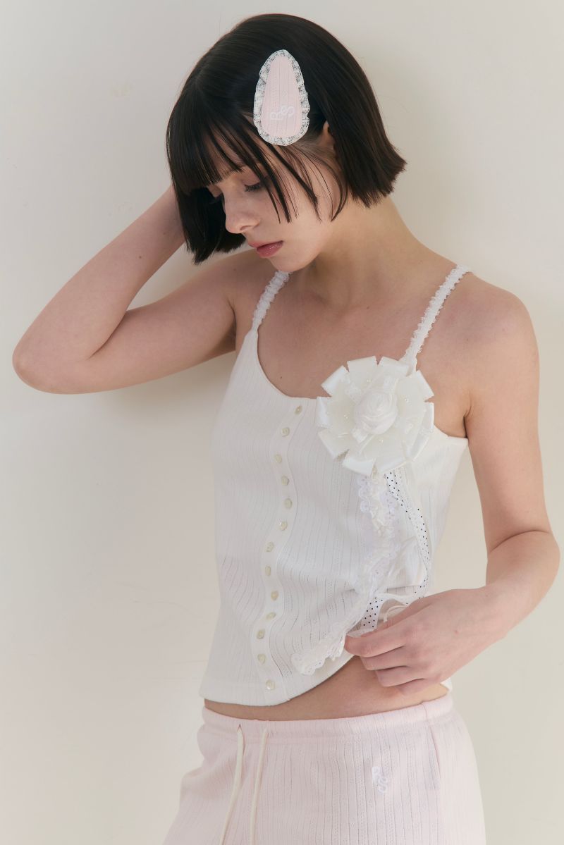 Roseanne(ロザンヌ)の「Sweet Dreams Button Cami Top (White)(Tops)」