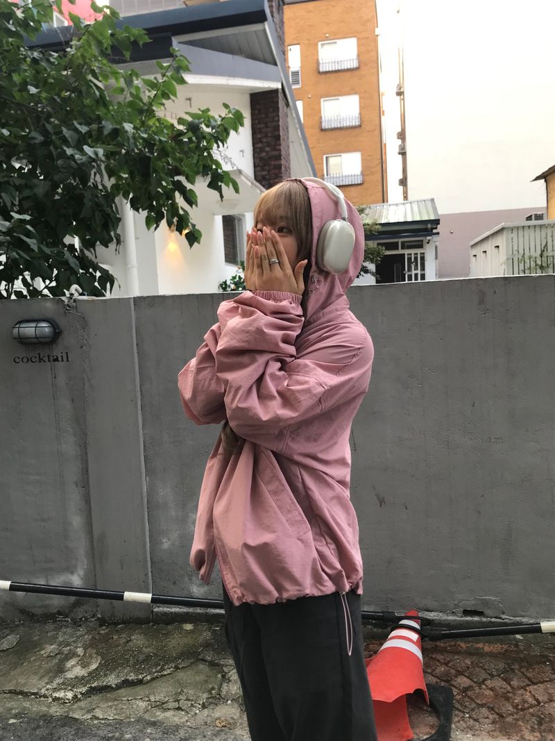 Darwin hood windbreaker
