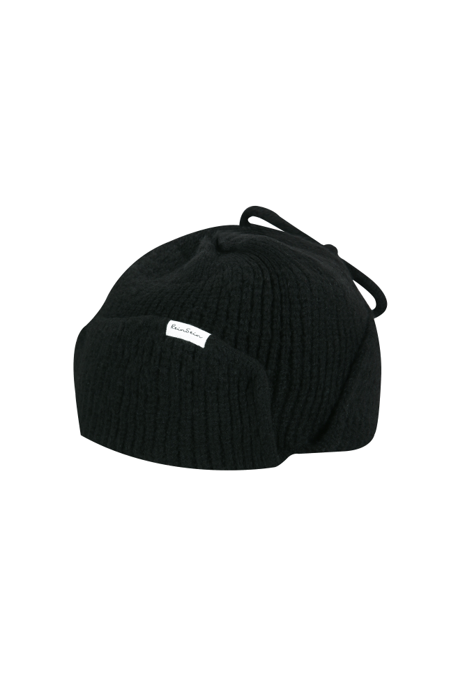 Knit trooper hat
