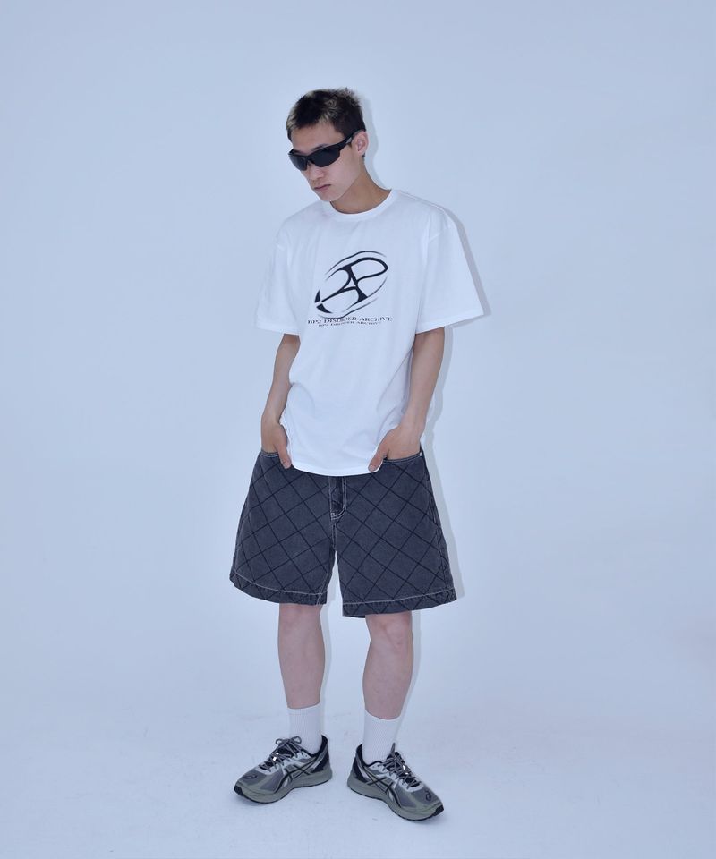 BIG GRAPHIC LOGO TEE WHITE BLACK LOGO