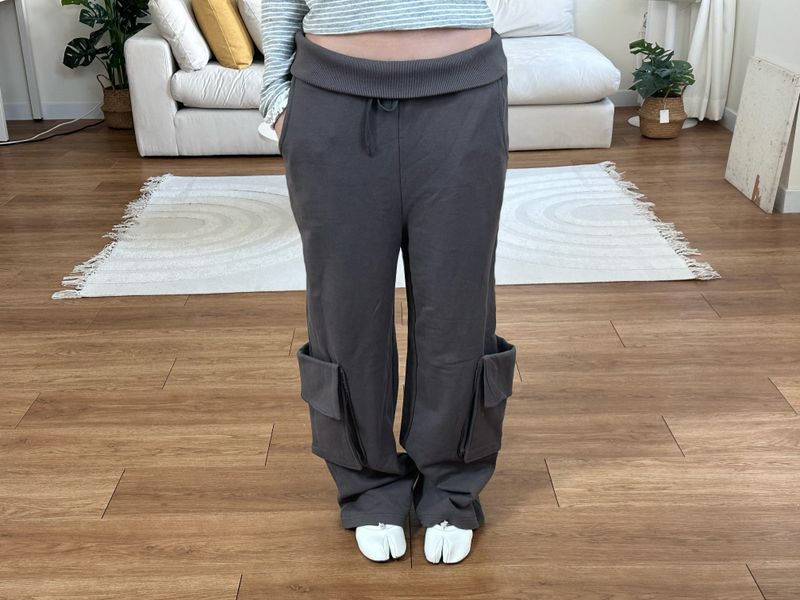 multi pocket cargo pants