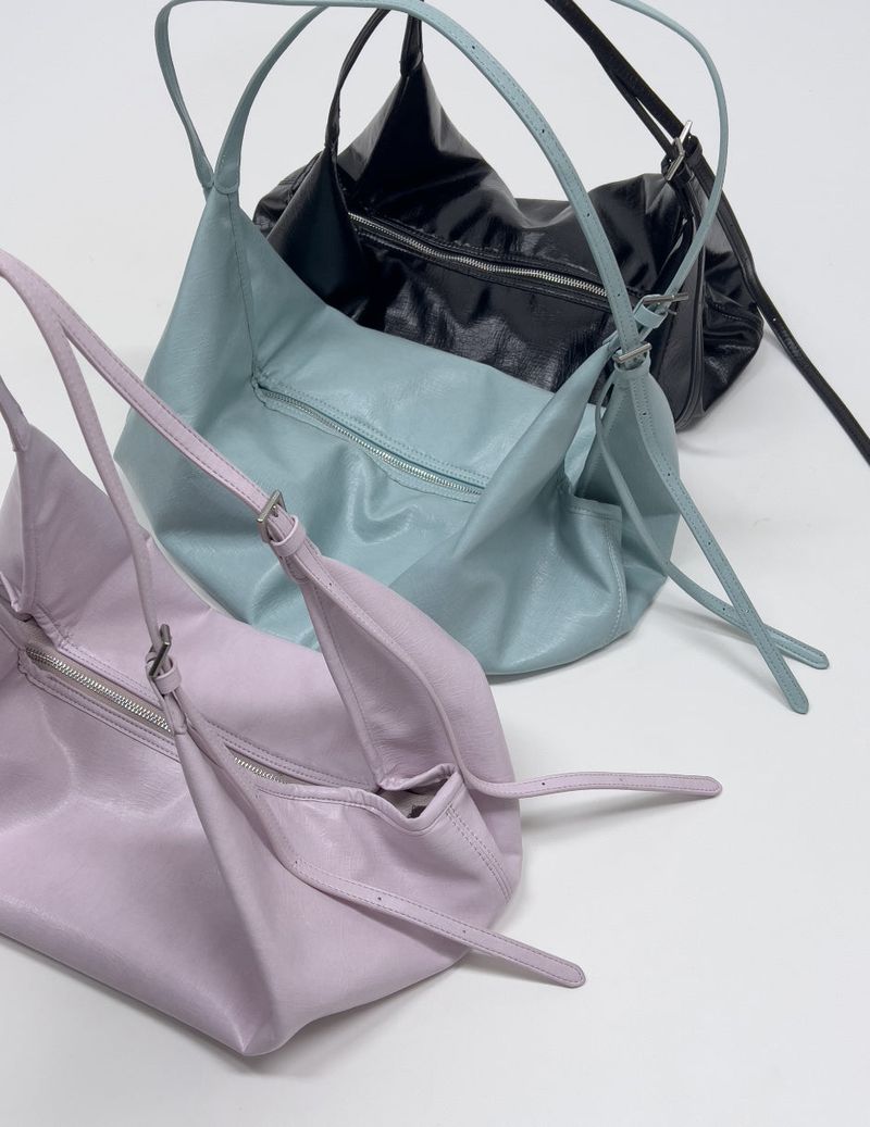 Branco Strap Shoulder Bag