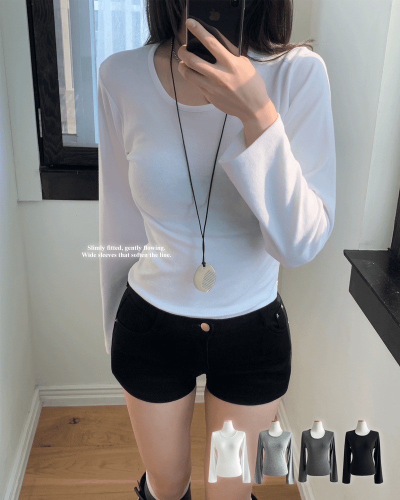 GUSTA（グスタ）の「Rib Wide Long Sleeve Slim Inner T-shirt（Tops）」