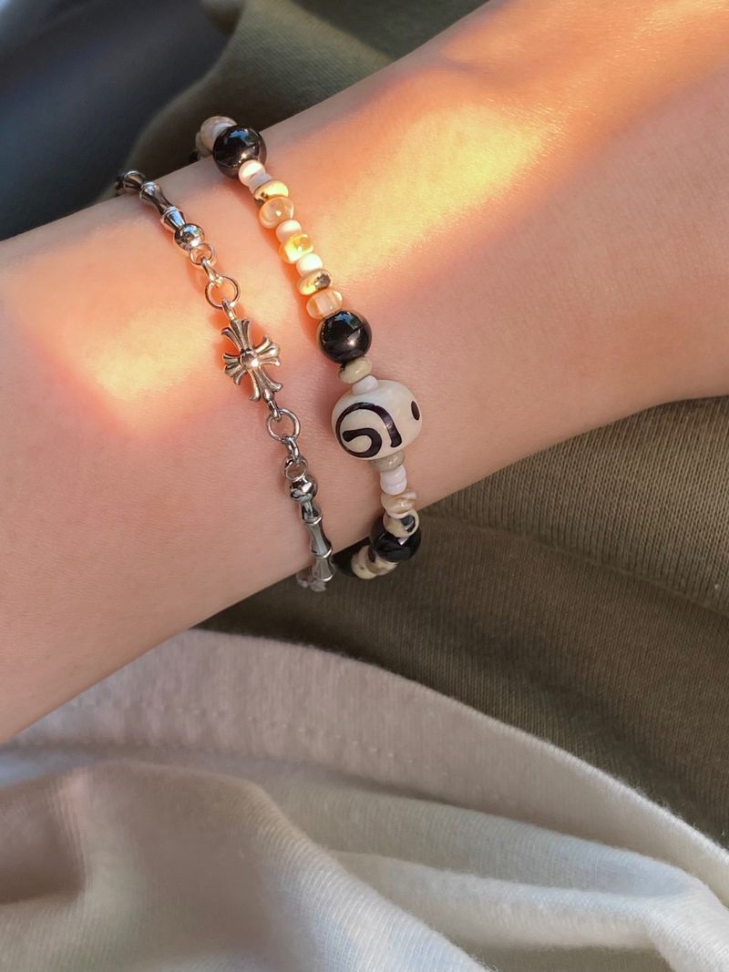 RUNARING（ルナリング）の「antique mini cross bracelet（Accessories）」