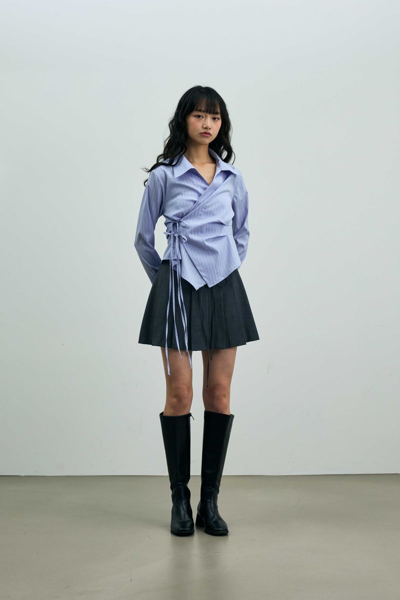 EVE STRIPE WRAP SHIRT / SKY BLUE