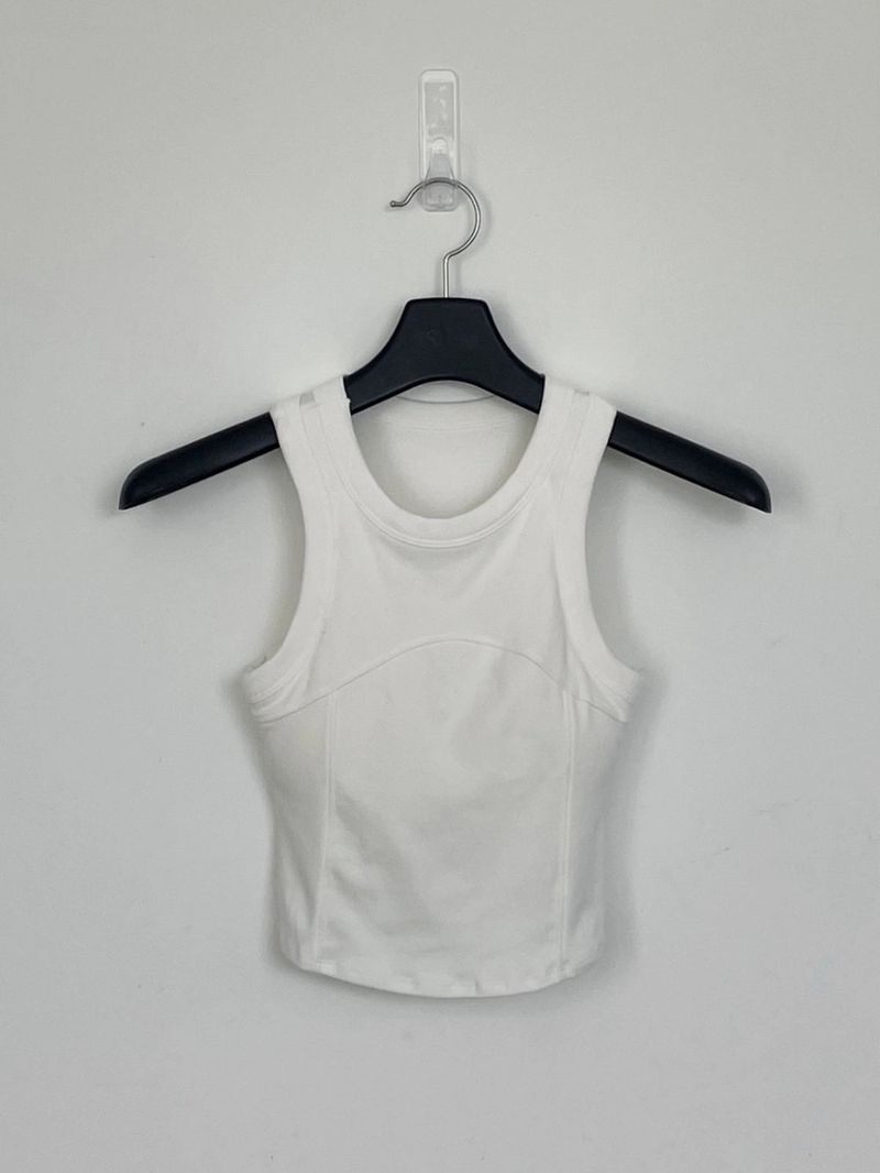 Neila sleeveless