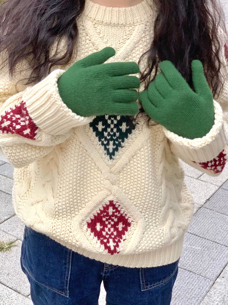 Let It Snow Label Gloves (Green)