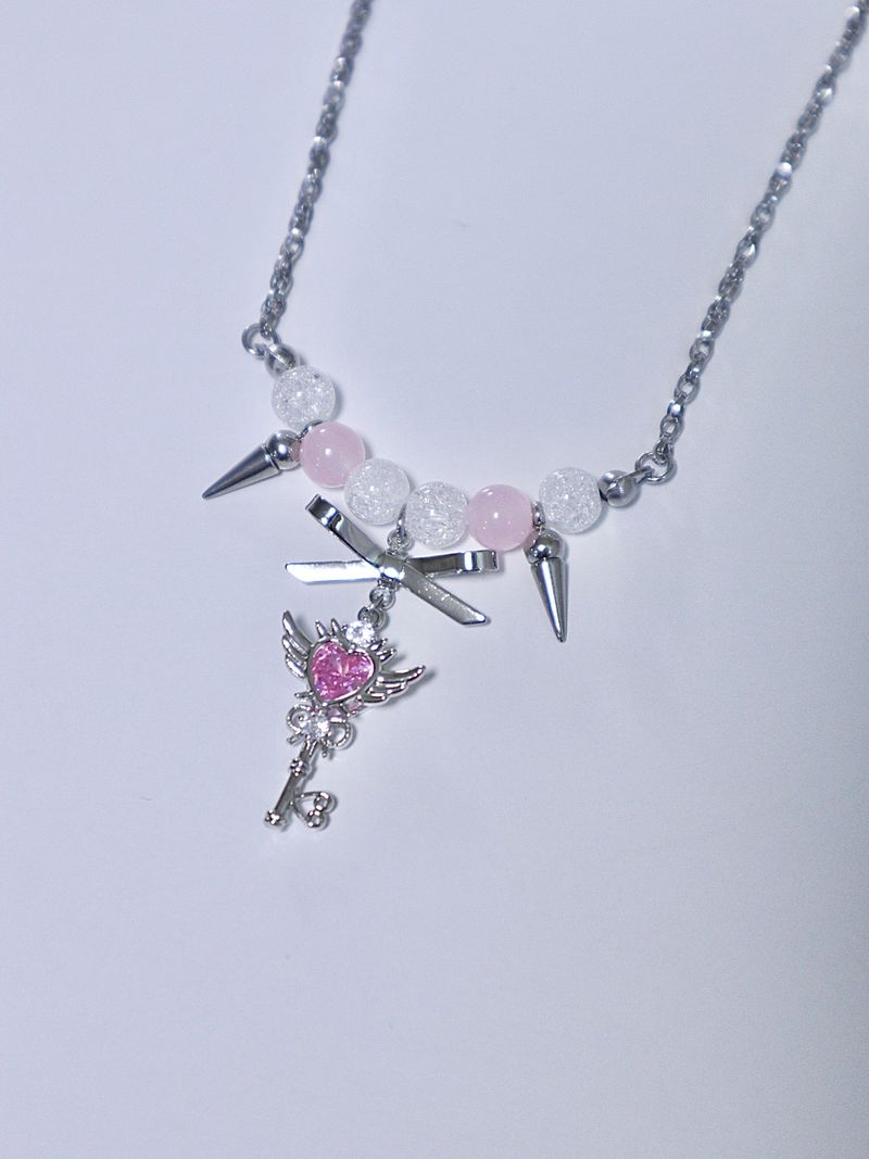 kitsch heart key cubic necklace