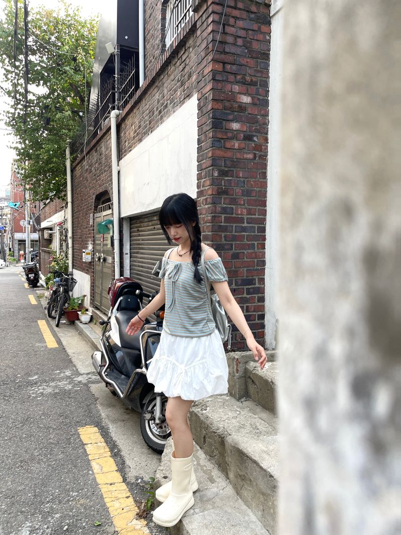 Lollipop striped off-shoulder sleeveless