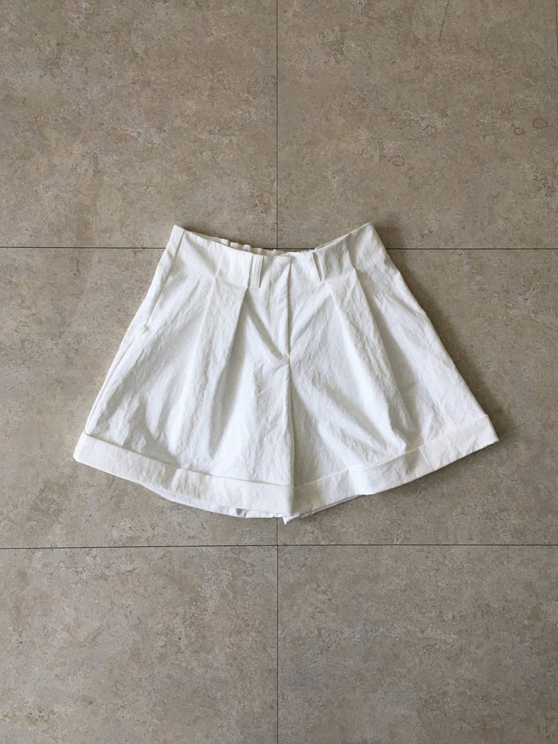 Weekend roll-up shorts