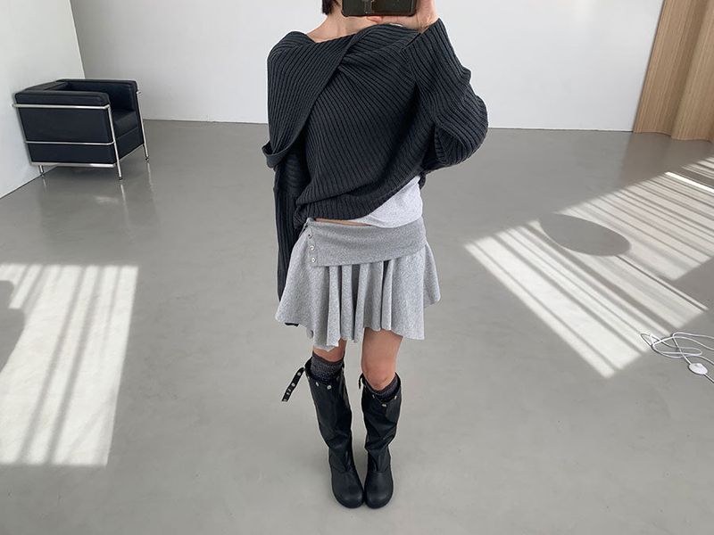 FOLDING HOOL SKIRT