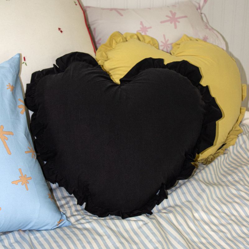Heart Frill Cotton Cushions