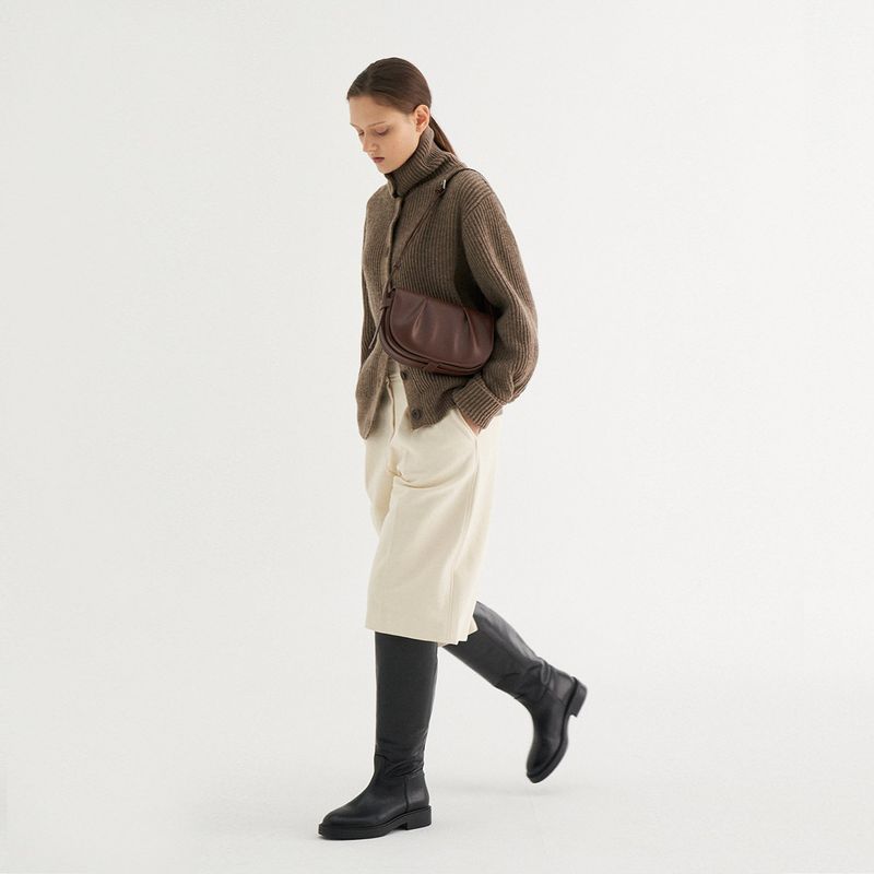 PLEATS FLAP BAG_BROWN