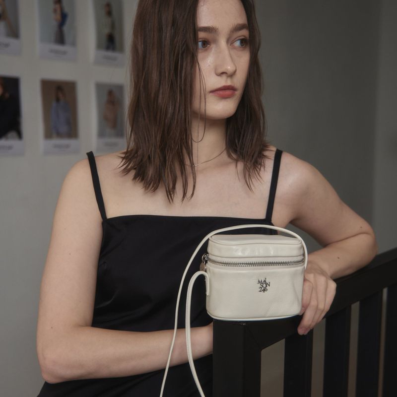MOE COSMETIC MINI BAG WHITE