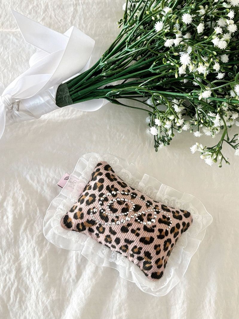 【MADE】 KIRA pocket pillow (leopard/pink)