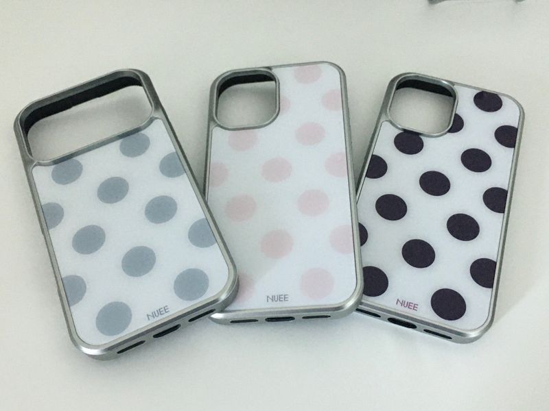 shop.nuee（ショップニュイ）の「ホリデードット ピンク (silver glass)（スマホグッズ/小物）」