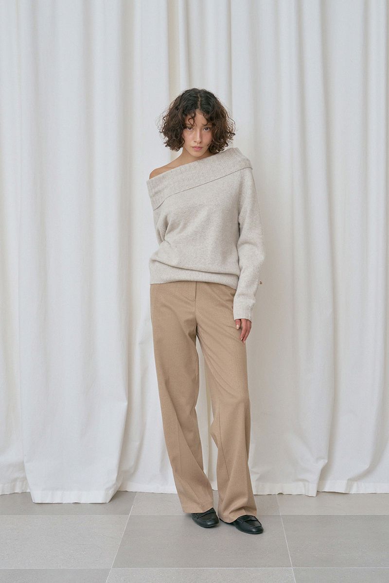 Lissom off-shoulder knit_oatmeal