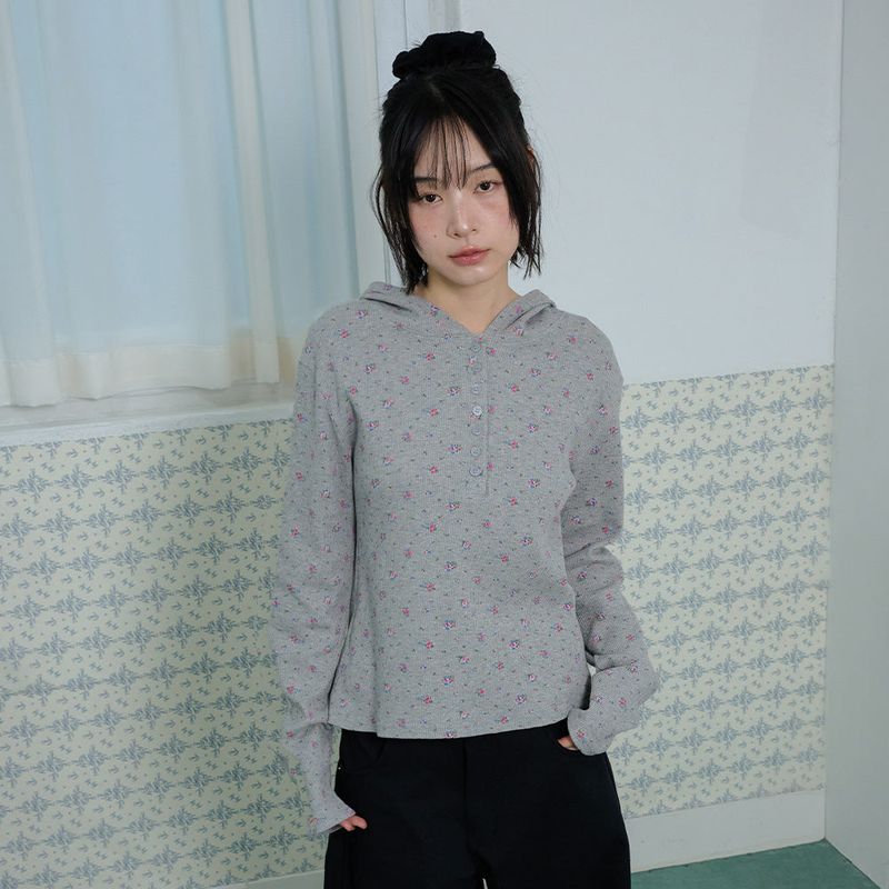 ITZAVIBE（イッザバイブ）の「FLOWER WAFFLE BUTTON HOODIE - GRAY（Tops）」