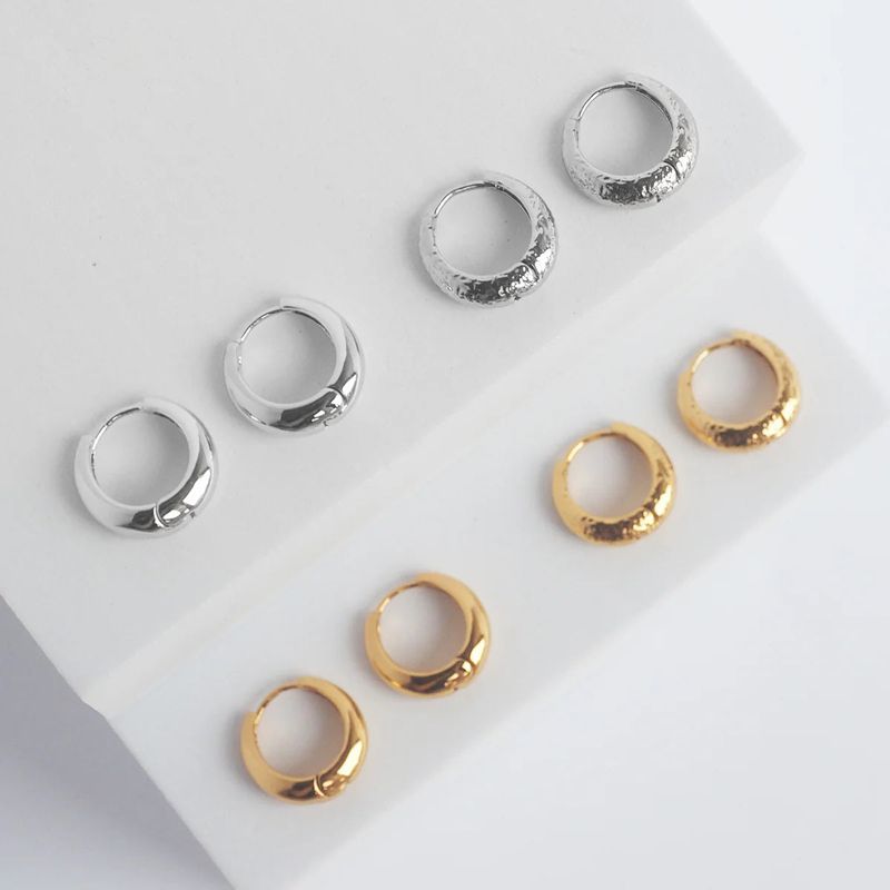 éclater（エクラテ）の「スムースフープピアス（アクセサリー）」