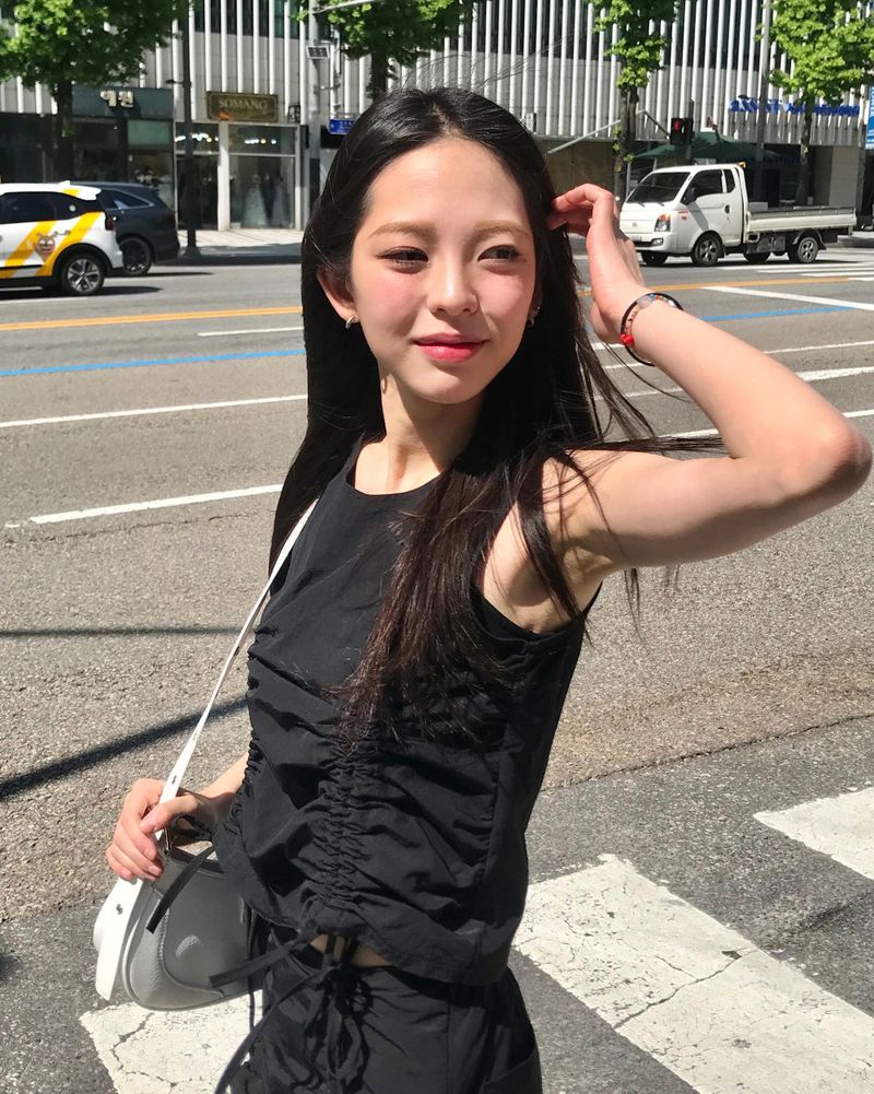 Lovech set up sleeveless