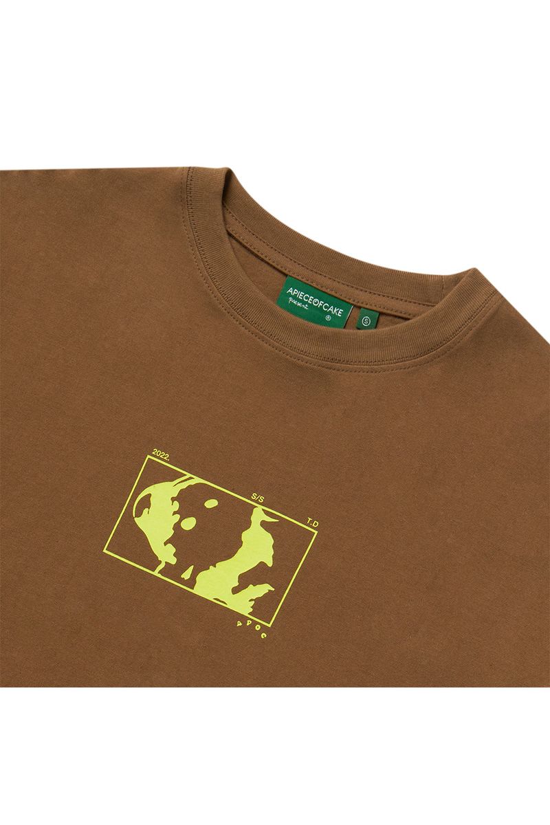 スクエアグラフィックTシャツ