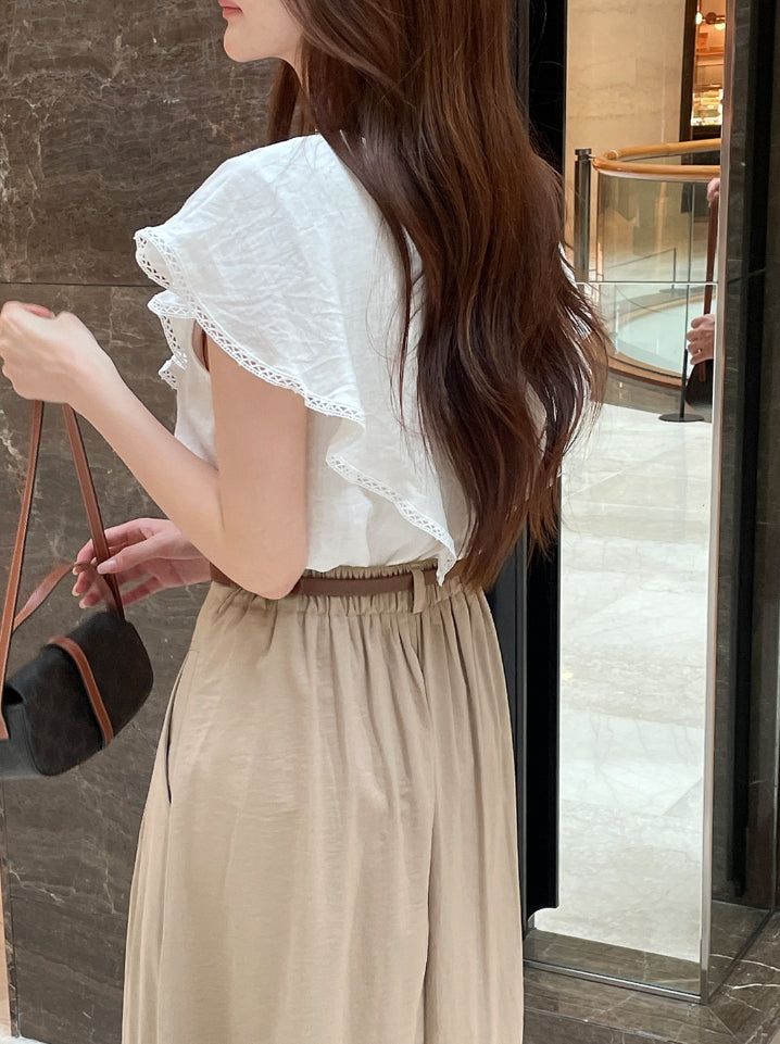 Gobel Lace Ruffle Linen Blouse