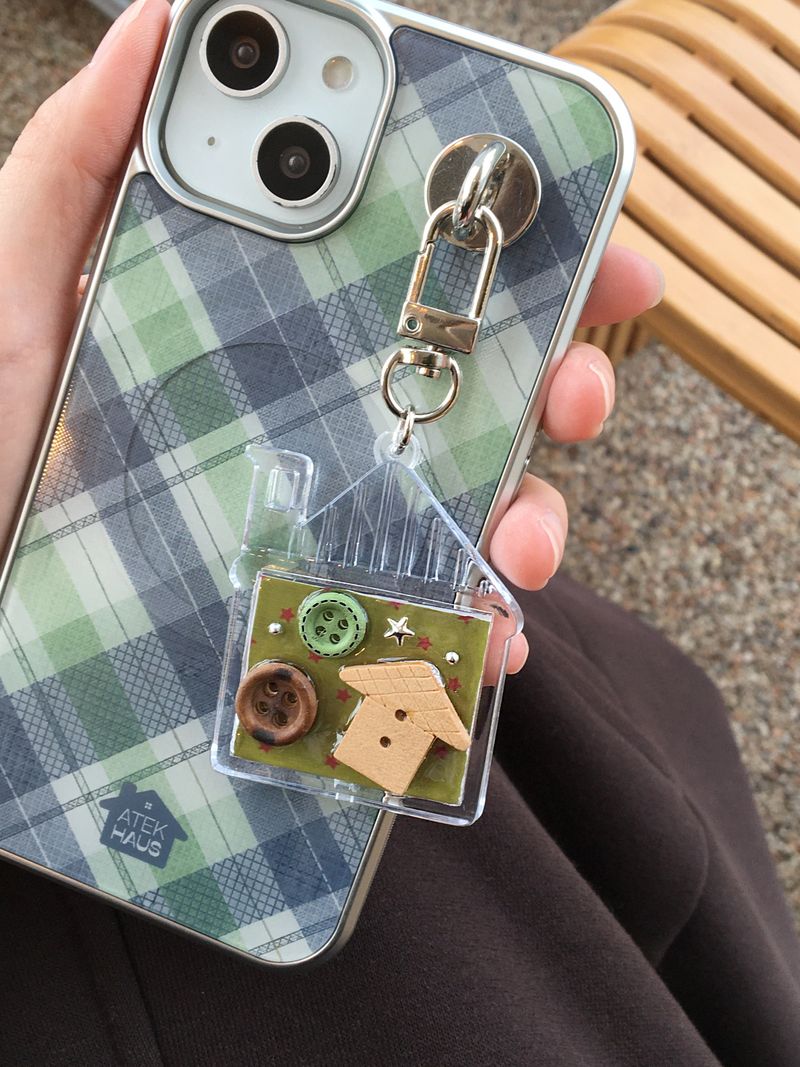 Tick-Tock Wooden House Keyring(2color)
