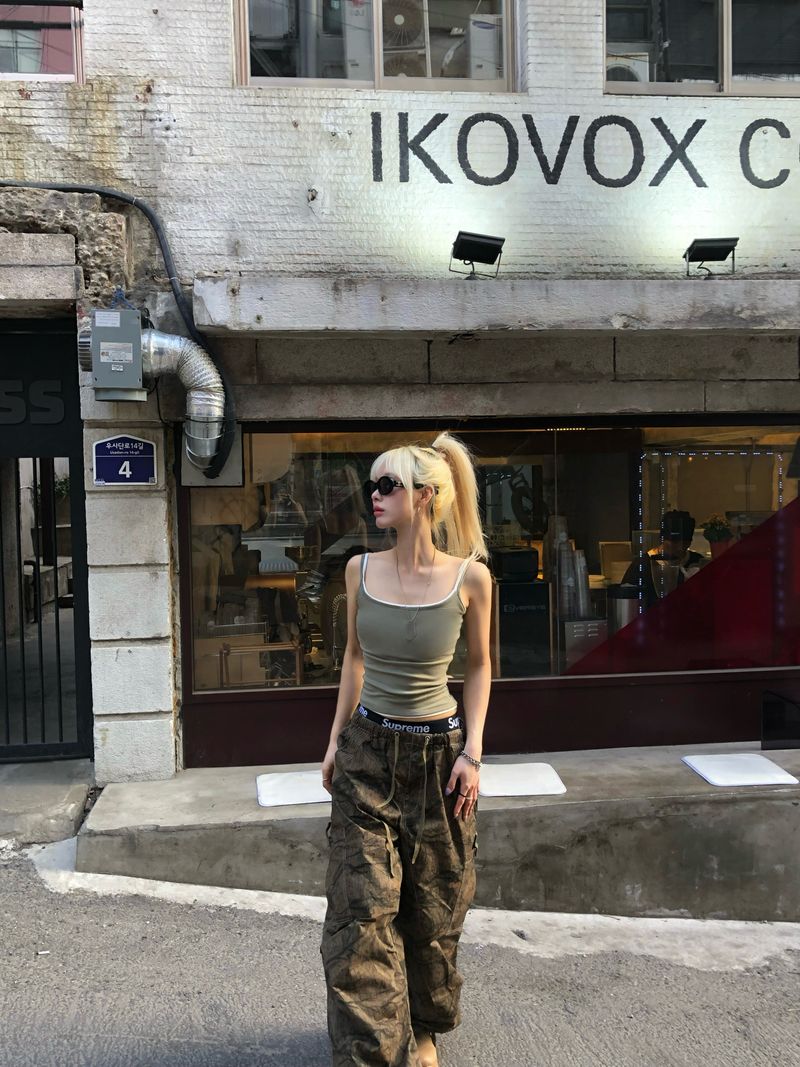 woody camo wide pants