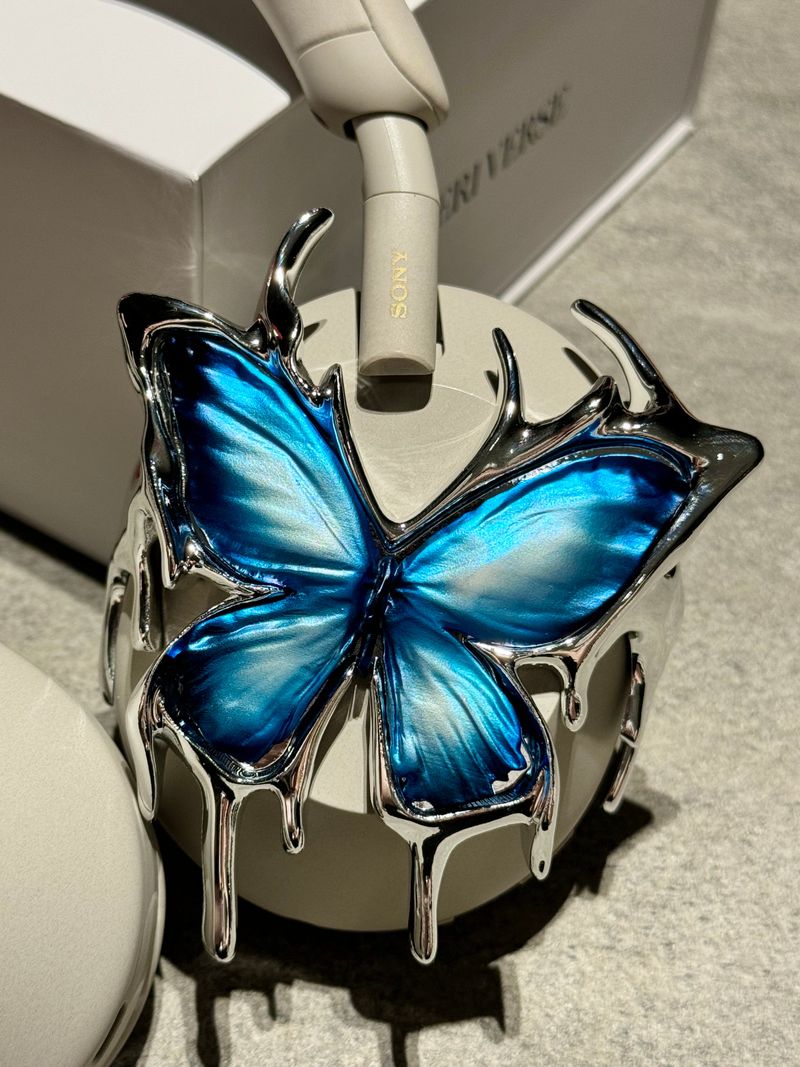 Sparkle Butterfly - Sony XM5 Case