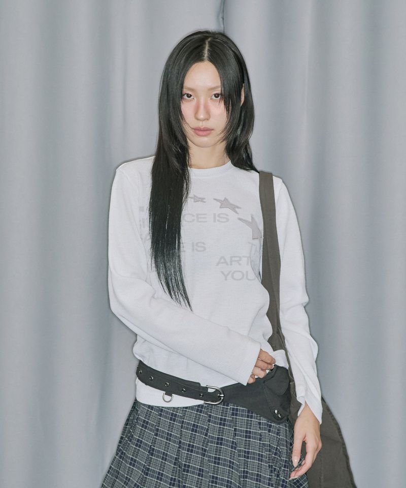 Star Applique Waffle Long Sleeve - OFF WHITE