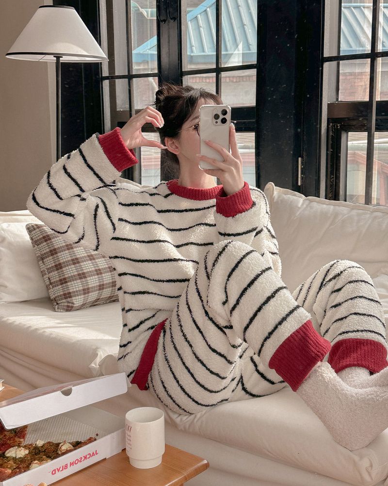 MAYBINS（メイビンス）の「Striped sweat & pants pajama set（Setup）」