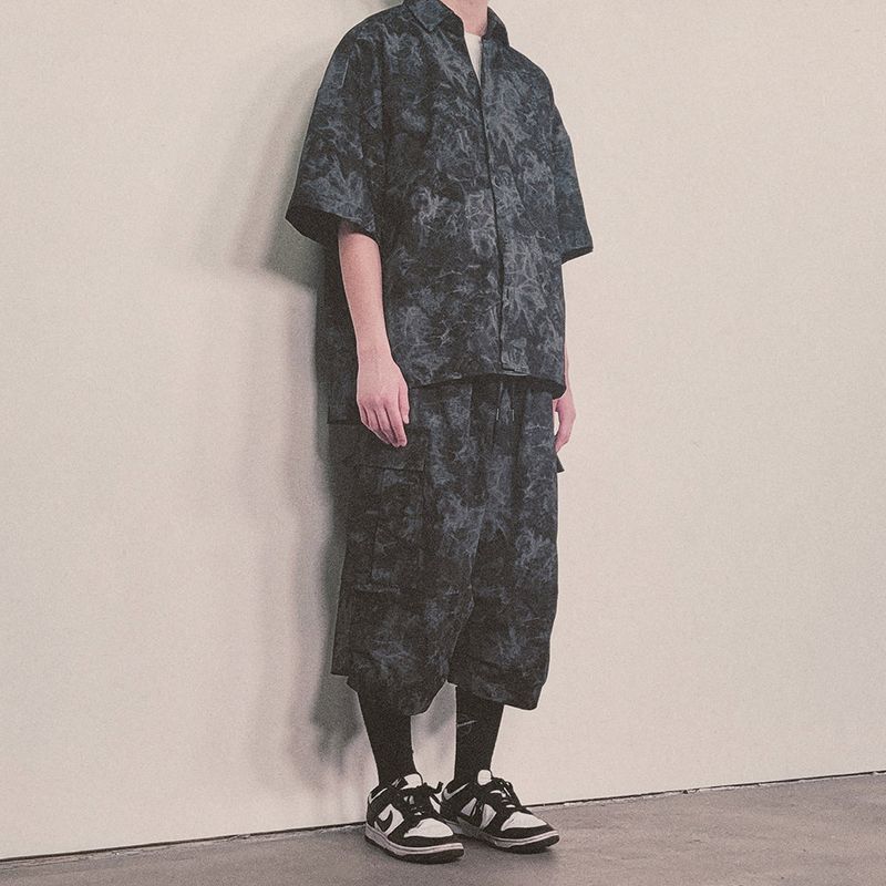 tiedye capri cargo shorts_black