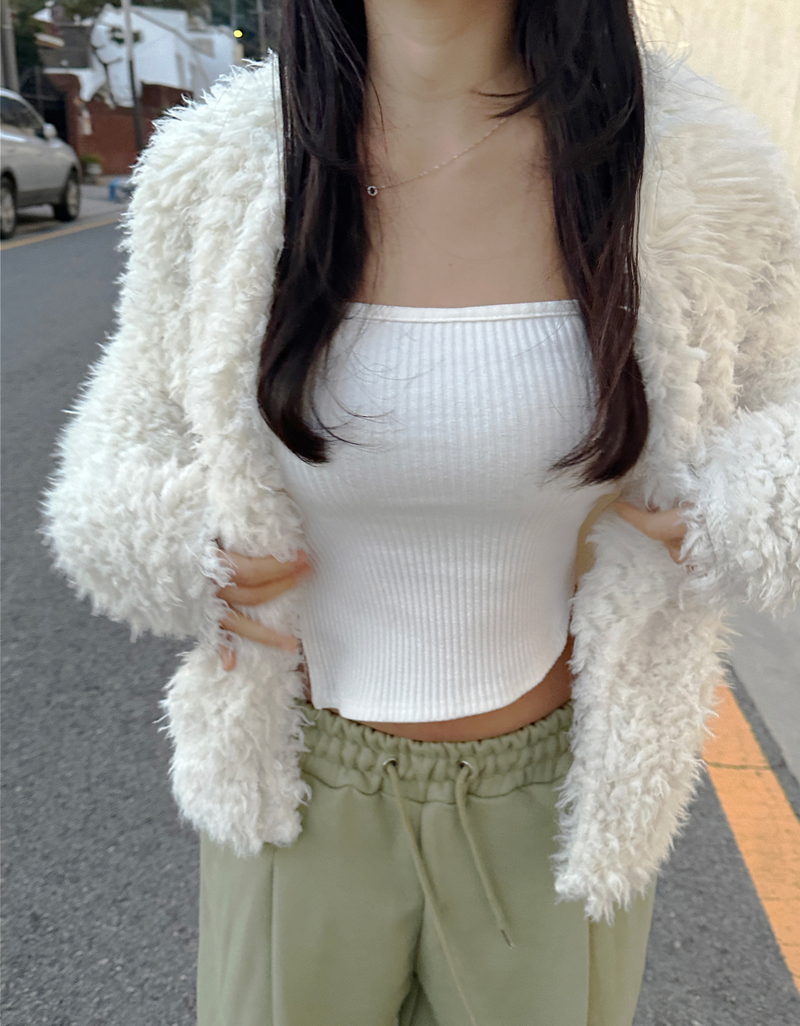 CCORTTI（コルッティ）の「(65% COTTON/INNER ITEM) ベーシックストレッチリブアシンメトリークロップチューブトップ - 2 COLOR（トップス）」