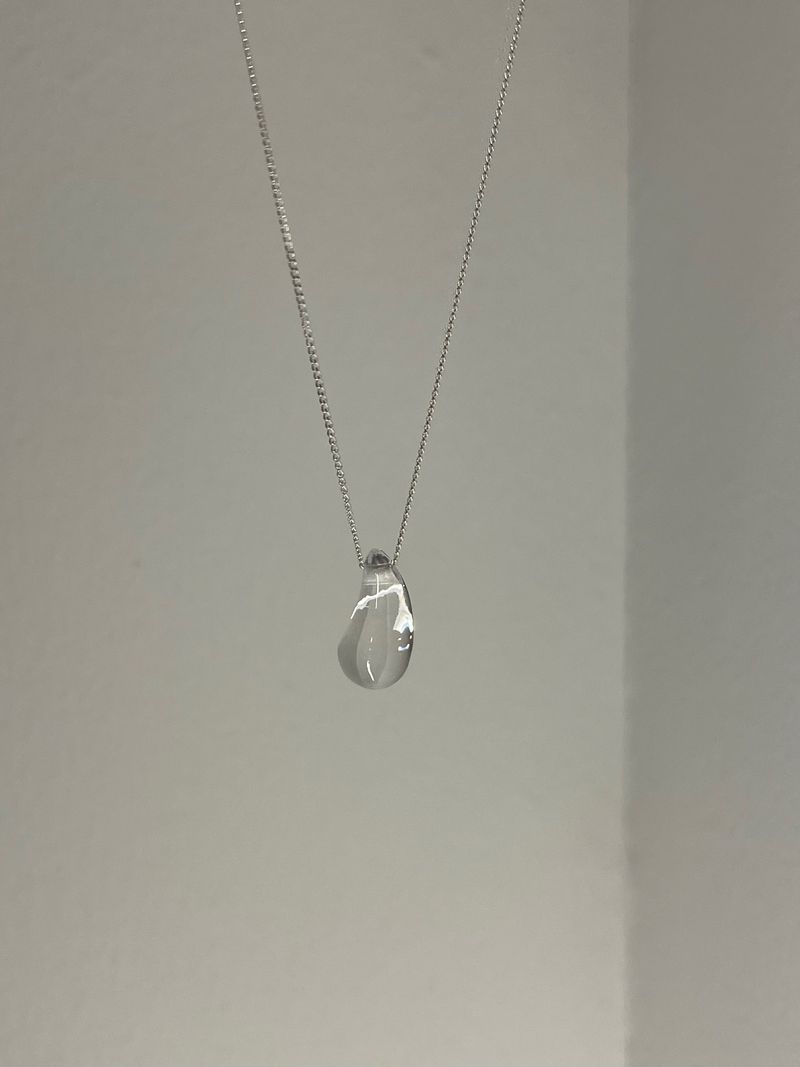 ELEGANT DEW QUARTZ NECKLACE 42cm