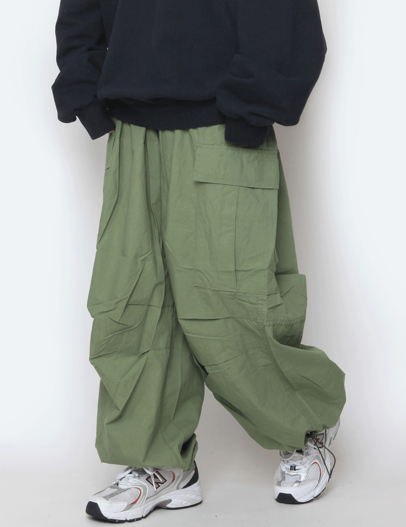 nutellike(ヌテールライク)の「Cotton Balloon Cargo Pants(Pants)」