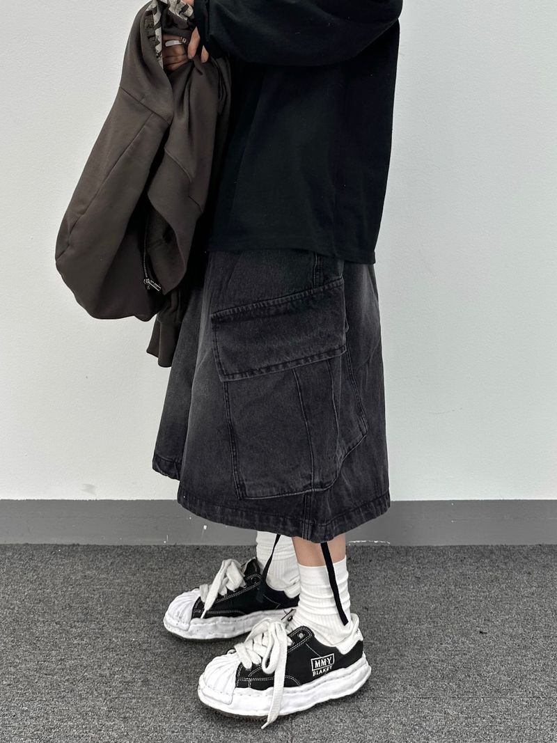 oblique cargo denim bermuda pants