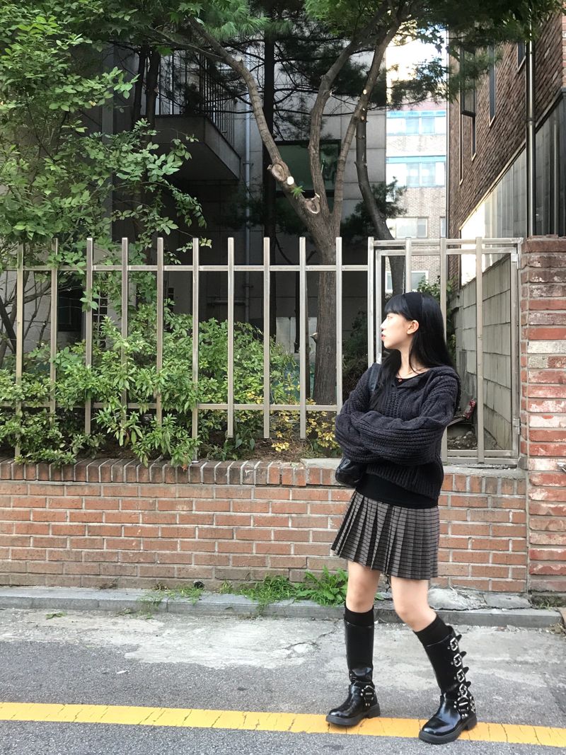 Aki Checkered Pleats Skirt