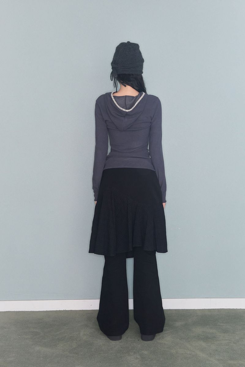 SIDE RIBBON SWIRLY BEANIE CHARCOAL