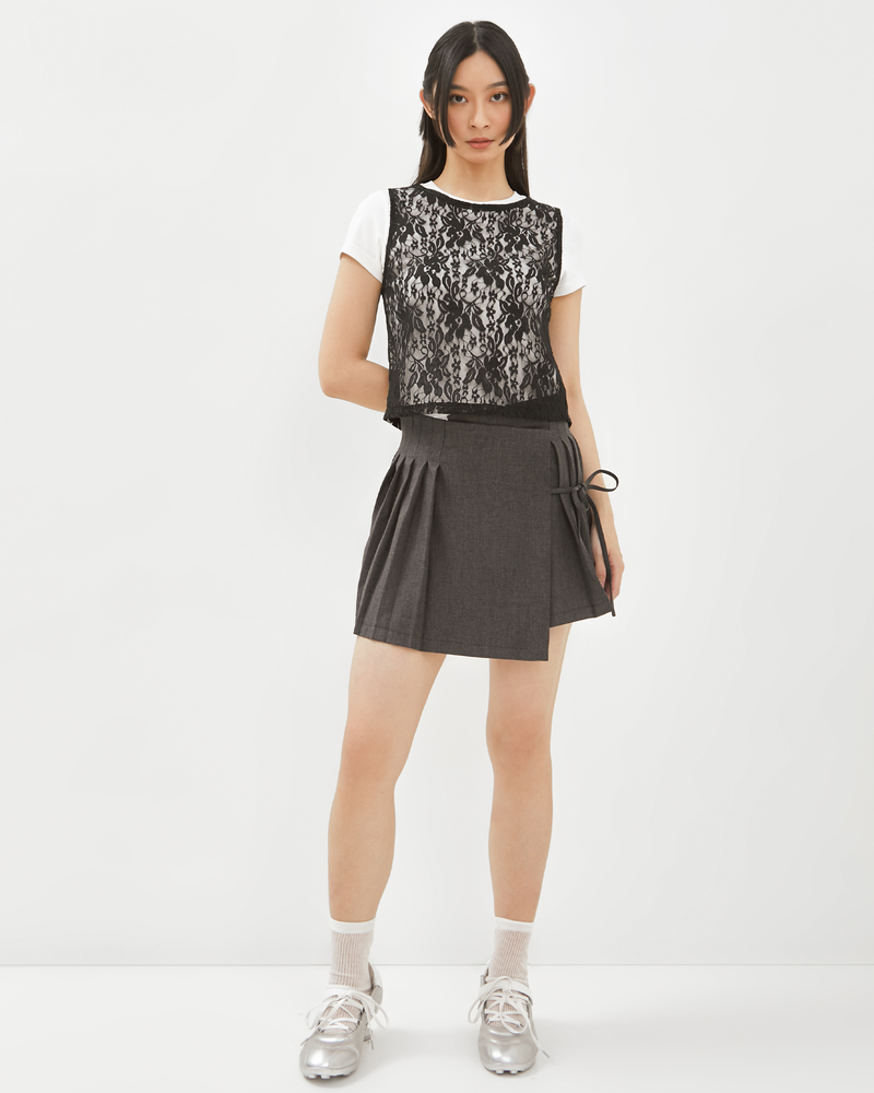 catha（カタ）の「Pleats Mini Skirt in Dark Grey（Skirts）」