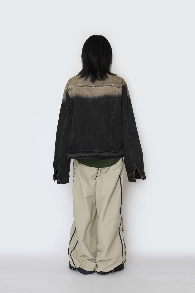 Gradation denim jacket